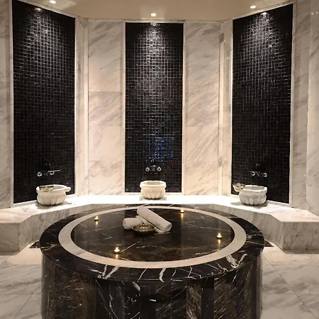 Wyndham Grand Levent & Conference Center 5*