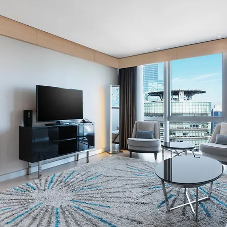 Wyndham Grand Levent & Conference Center Otel 5*