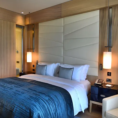 Hotel Wyndham Grand Levent & Conference Center 5*