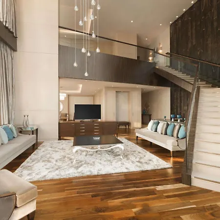 Wyndham Grand Levent & Conference Center ホテル