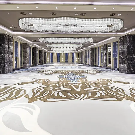 Wyndham Grand Levent & Conference Center ホテル イスタンブール