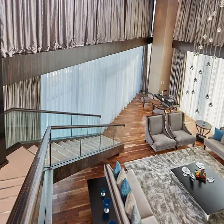 ホテル Wyndham Grand Levent & Conference Center 5*