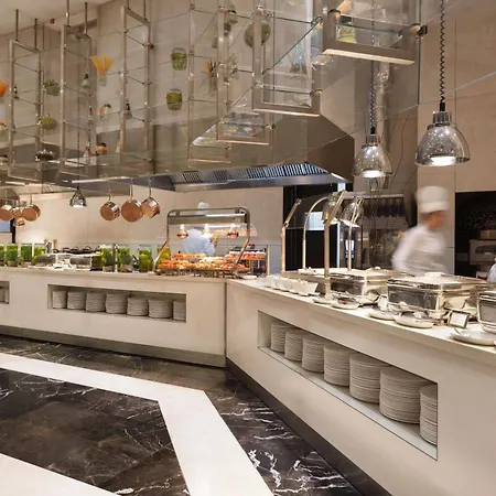 Wyndham Grand Levent & Conference Center Hotel 5*