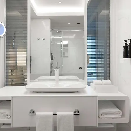 Wyndham Grand Levent & Conference Center