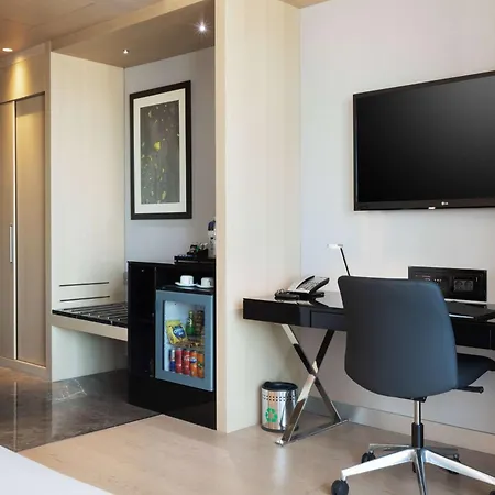 Wyndham Grand Levent & Conference Center فندق اسطنبول