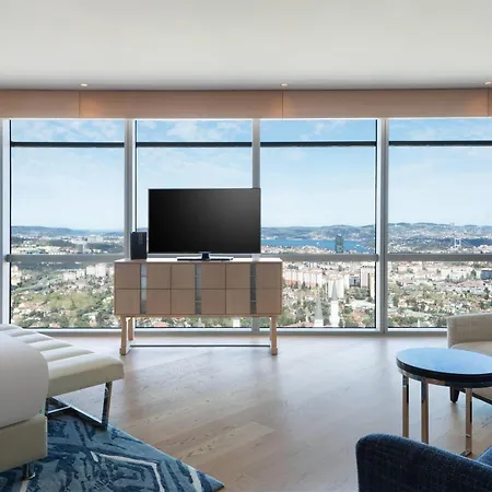 فندق ويندهام جراند إسطنبول ليفينت 5*