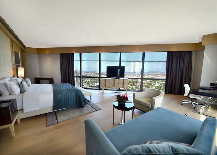 فندق ويندهام جراند إسطنبول ليفينت 5*