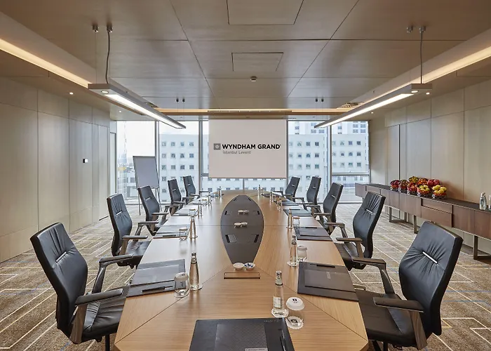 ويندهام جراند إسطنبول ليفينت فندق اسطنبول