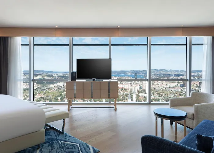 فندق ويندهام جراند إسطنبول ليفينت 5*