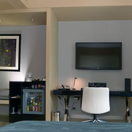 Wyndham Grand Levent & Conference Center Hotel 5*
