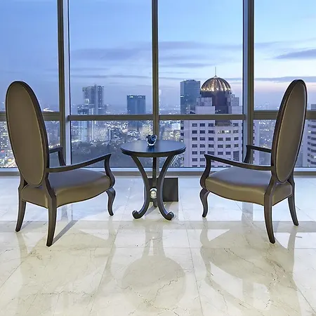 Hotel Wyndham Grand Levent & Conference Center 5*
